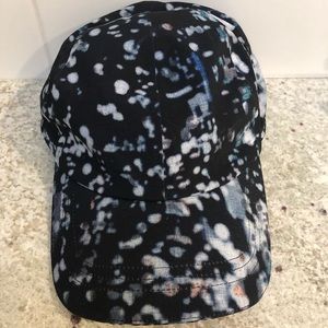 Lululemon women’s hat